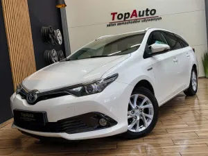 Toyota Auris II 1.8 HSD Prestige 2016
