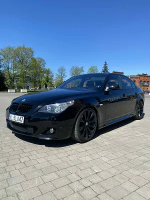 BMW 5 Series E60/E61 525i 2005