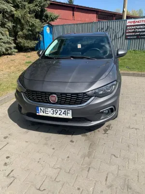 Fiat Tipo II 1.4 T-Jet 16v Lounge 2018