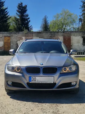 BMW 3 Series E90/E91/E92/E93 318i 2010