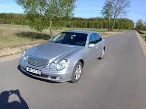 Mercedes-Benz E W211 220 CDI Automatik Classic DPF 2004