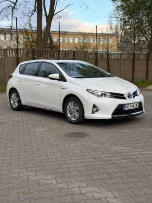Toyota Auris II 2012
