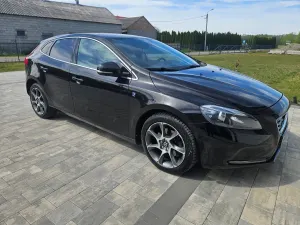 Volvo V40 II 2016