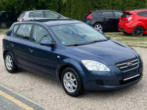 Kia Ceed I 1.4 CVVT Attract 2009