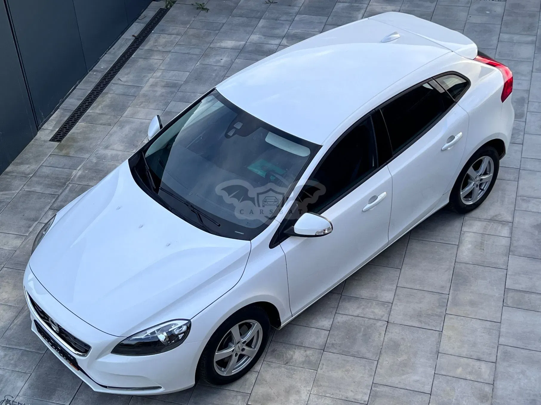 Volvo V40 II T2 2014