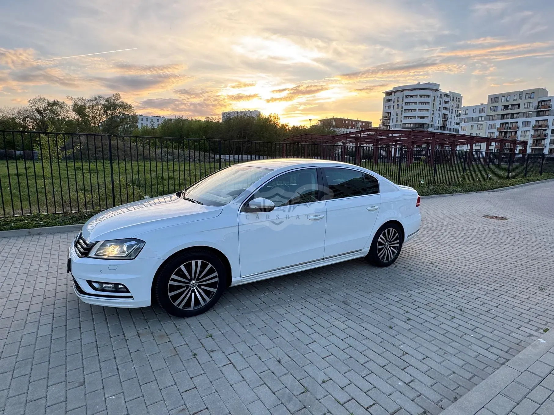 Volkswagen Passat B7 2.0 TDI Highline R-Style 2013