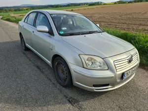 Toyota Avensis II 1.8 VVT-i Luna 2006
