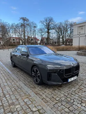 BMW 7 Series G70 740d xDrive mHEV Individual Edition sport 2024