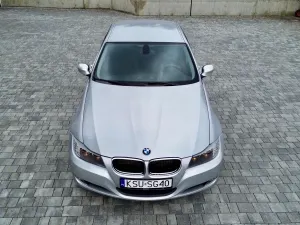BMW 3 Series E90/E91/E92/E93 318i Edition Exclusive 2011