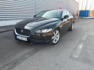 Jaguar XE 2.0 T Prestige 2016