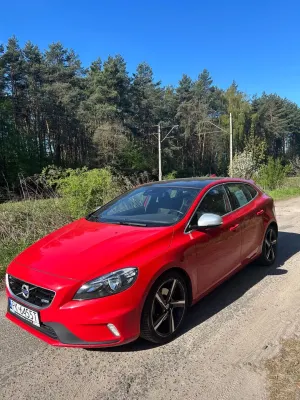 Volvo V40 II 2014