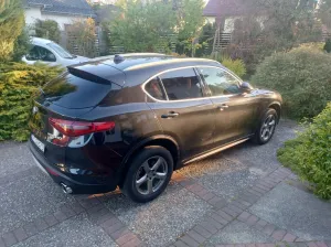 Alfa Romeo Stelvio 2021