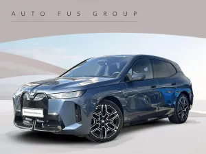 BMW iX xDrive45 100.6kWh 2025