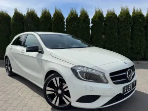 Mercedes-Benz A W176 200 7G-DCT Activity Edition 2015