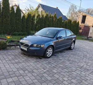 Volvo S40 II 2.0D DPF Momentum 2006