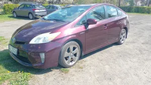 Toyota Prius III (Hybrid) 2013