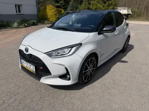 Toyota Yaris IV 1.5 VVT-i GR SPORT 2023