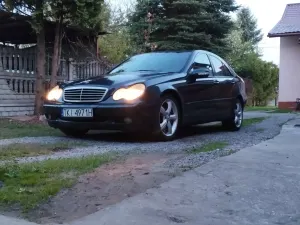 Mercedes-Benz C W203 2003