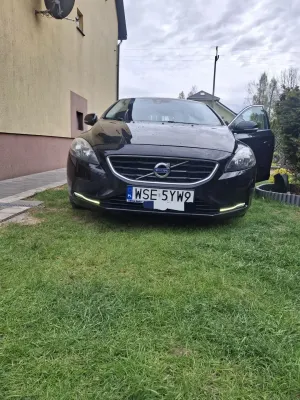 Volvo V40 II D4 Summum 2014