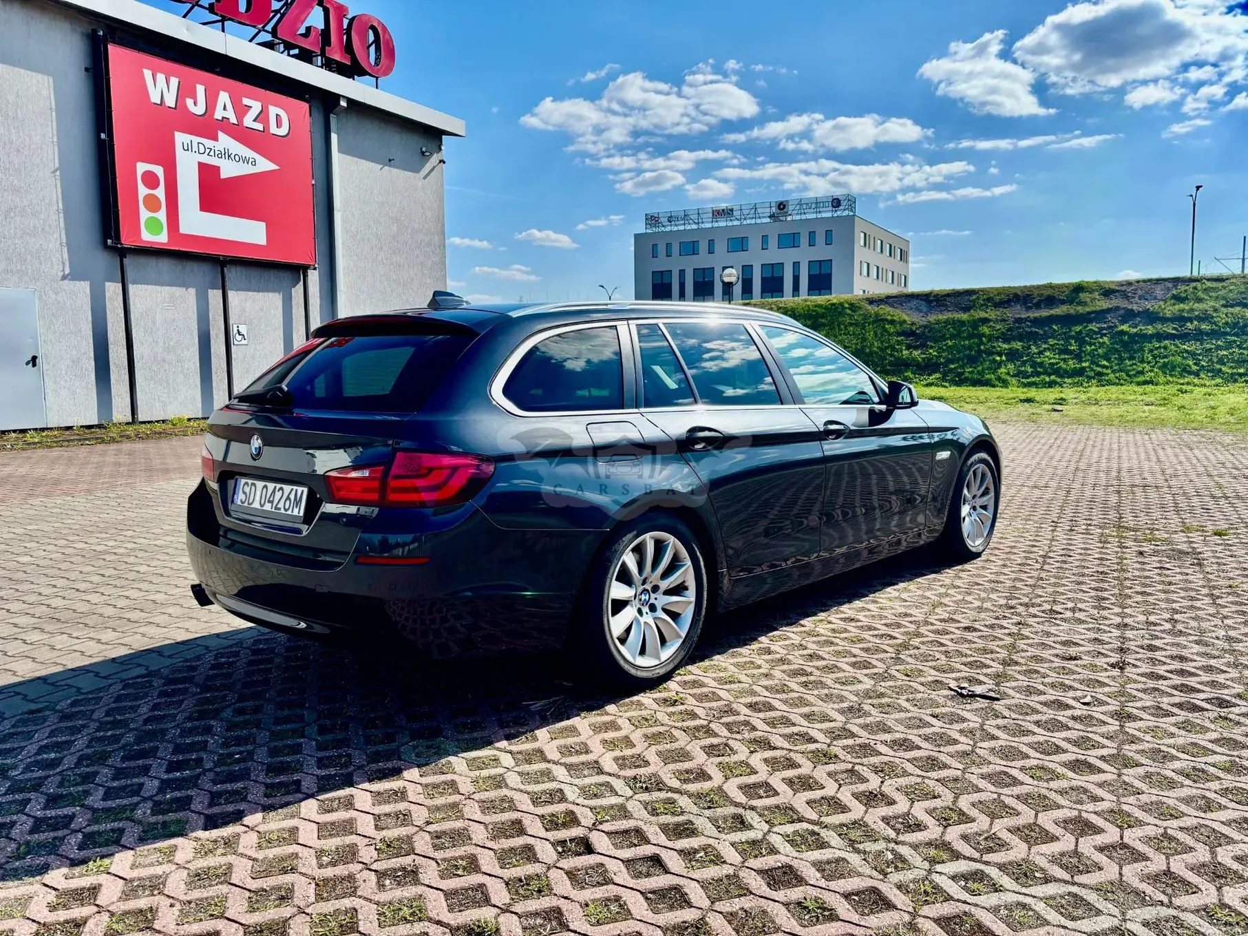 BMW 5 Series F10/F11 520d Luxury Line 2011