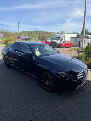 Mercedes-Benz E W213 220 d 4Matic 9G-TRONIC 2018