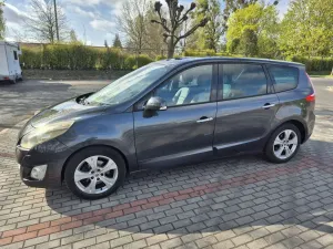 Renault Scenic III 1.9 dCi FAP Privilege 2010