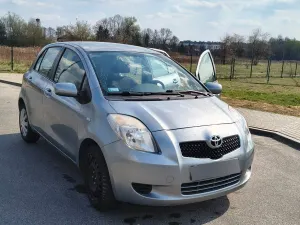 Toyota Yaris II 1.0 Luna 2006