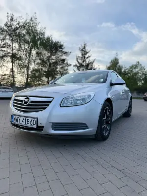 Opel Insignia A 2.0 CDTI Edition 2011