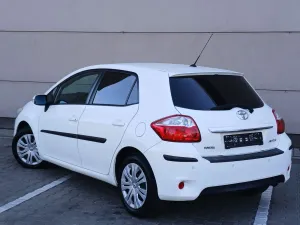 Toyota Auris I 1.6 Life+ 2011
