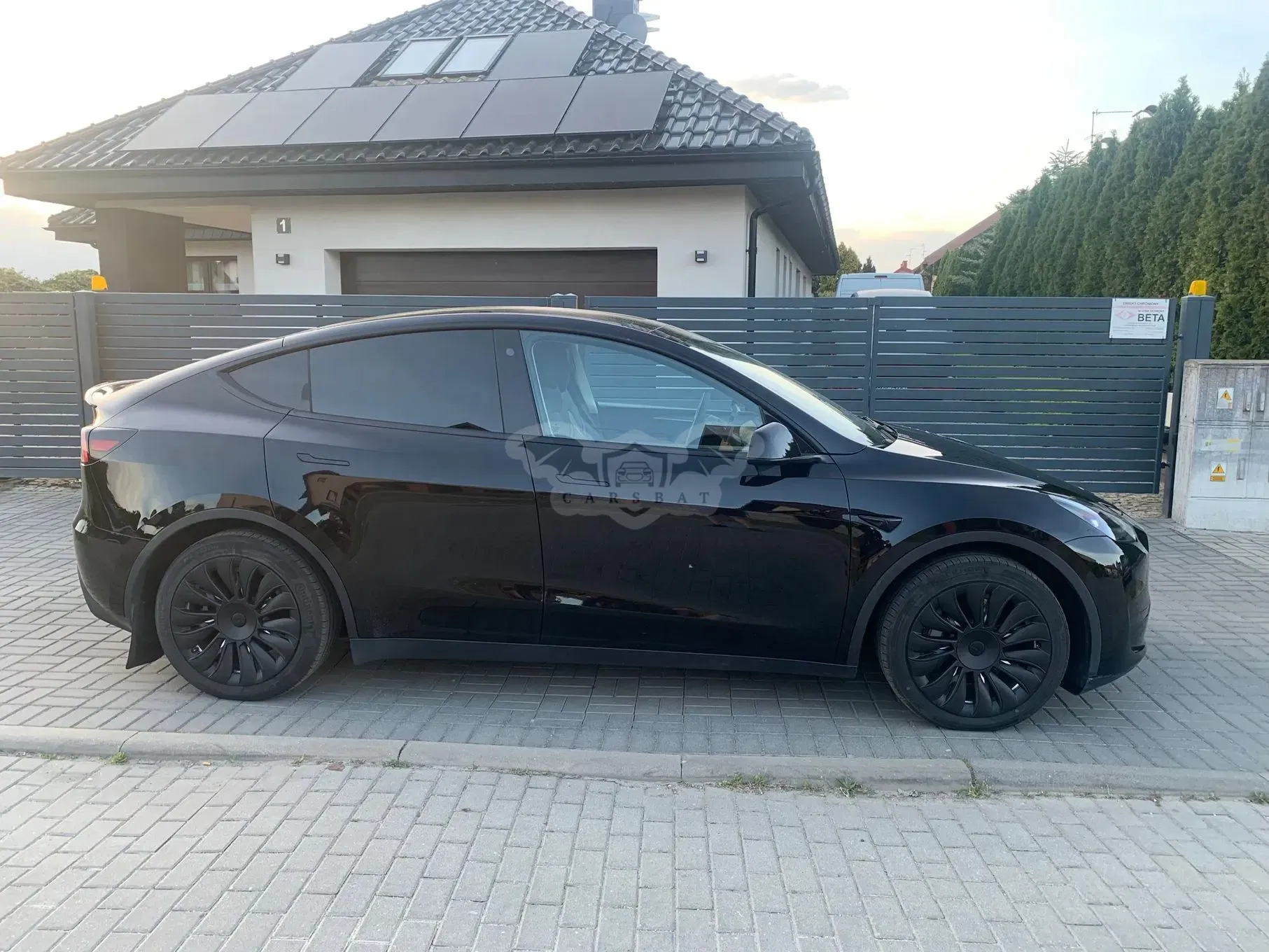 Tesla Model y 2023