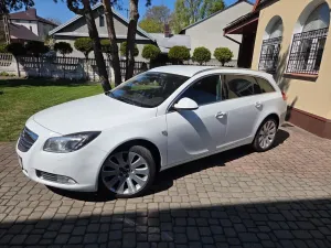 Opel Insignia A 2.0 CDTI Automatik 4x4 Sport 2011