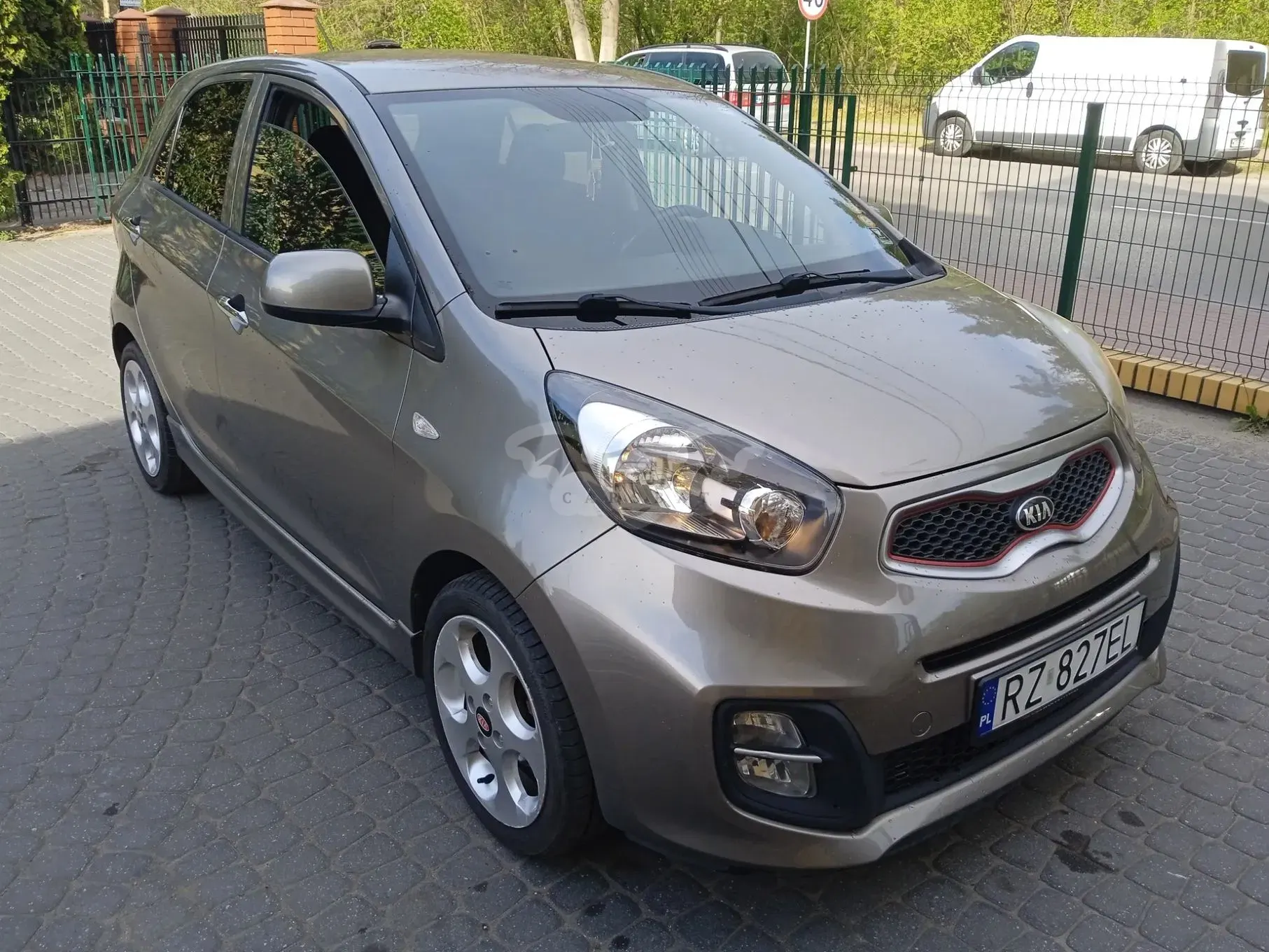 Kia Picanto (Morning) III 1.2 Business Line 2015