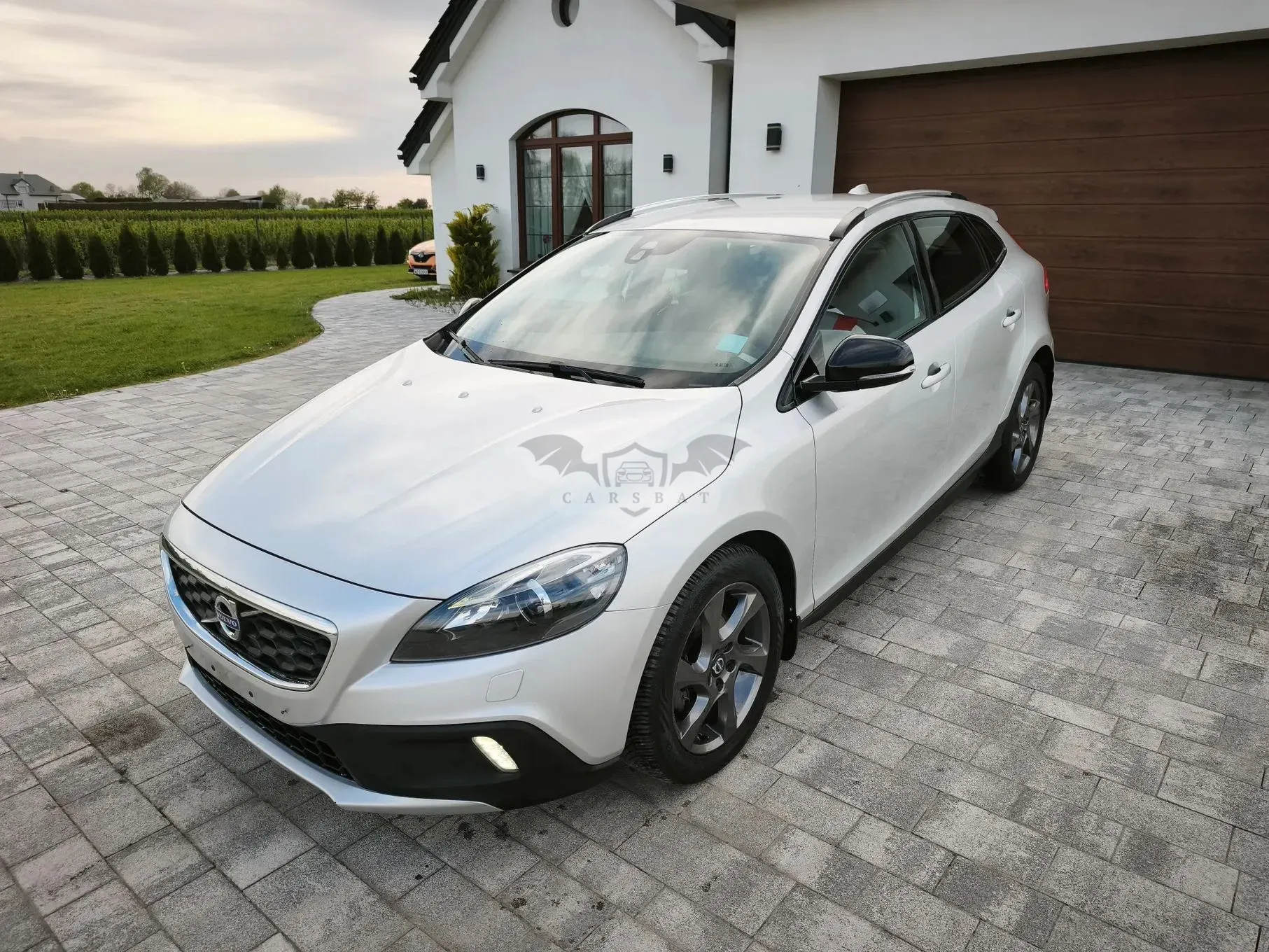 Volvo V40 D2 2015