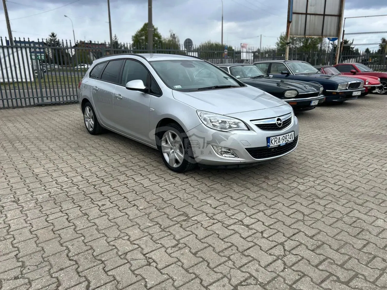Opel Astra J 1.4 T Enjoy 2011
