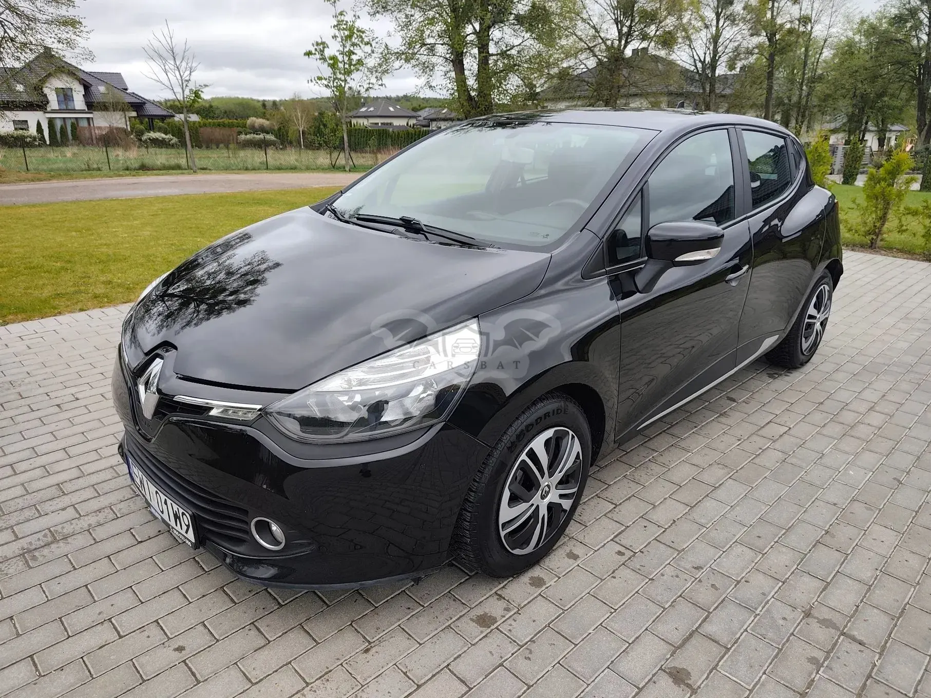 Renault Clio IV 1.2 16V Expression 2013