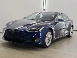 Tesla Model S 2018