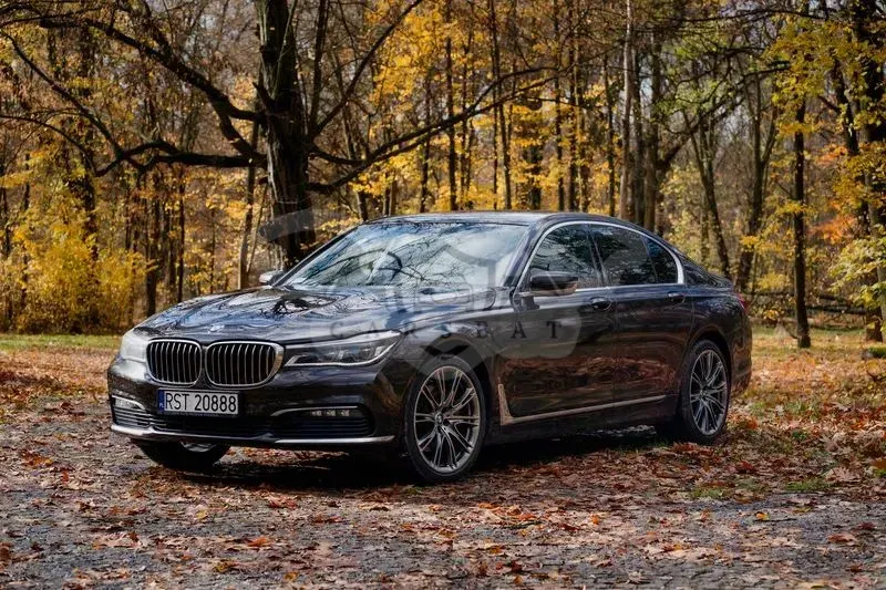 BMW 7 Series G11/12 740d xDrive 2017
