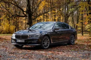 BMW 7 Series G11/12 740d xDrive 2017