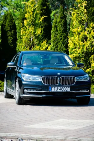 BMW 7 Series G11/12 730d xDrive 2016