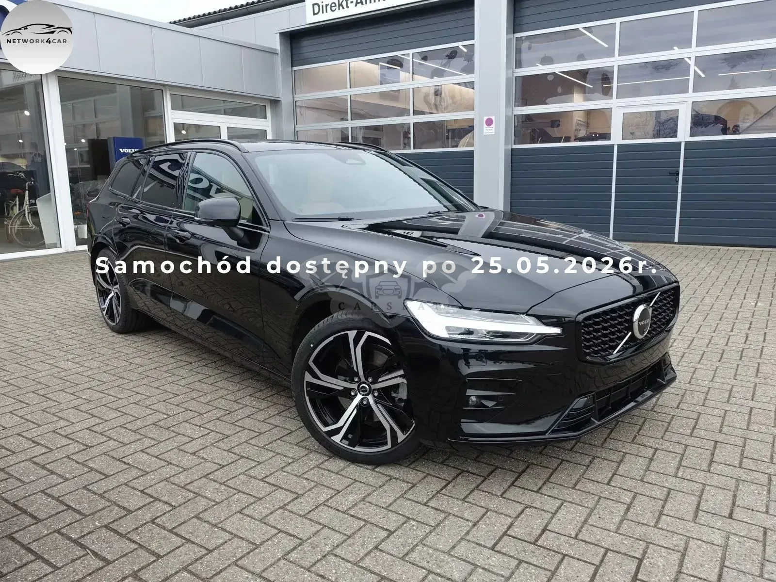 Volvo V60 II B4 B DKG Ultra Dark 2025
