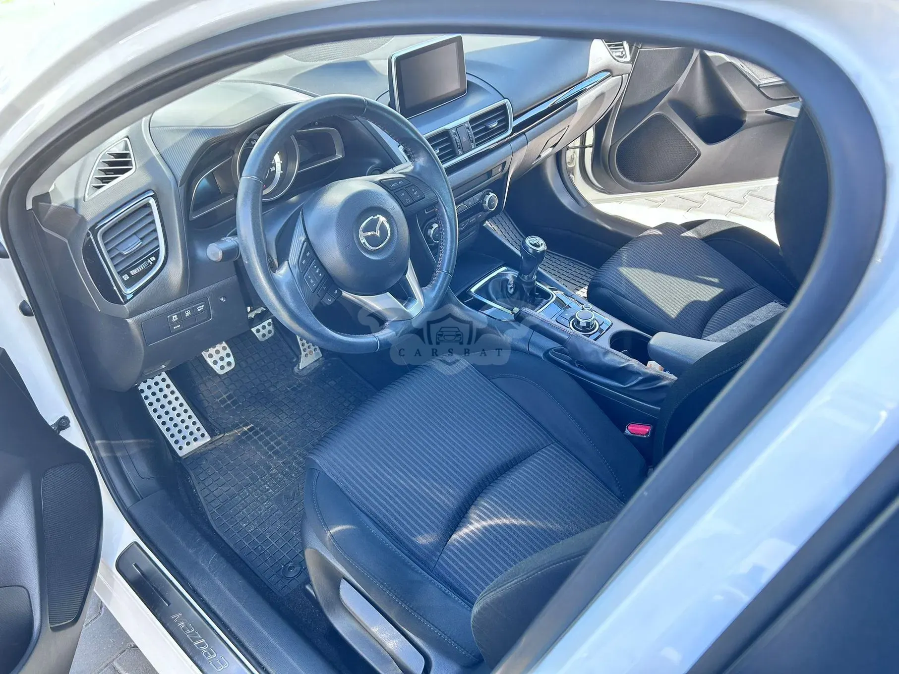 Mazda 3 III 2.0 Skyenergy i-Eloop 2015