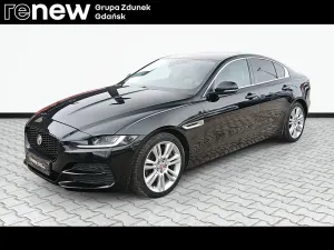 Jaguar XE 2020