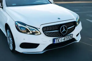 Mercedes-Benz E W212/W207 220 BlueTEC BlueEFFICIENCY Edition 9G-TRONIC Avantgarde 2015