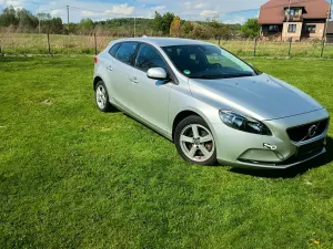 Volvo V40 II D2 Geartronic Momentum 2016