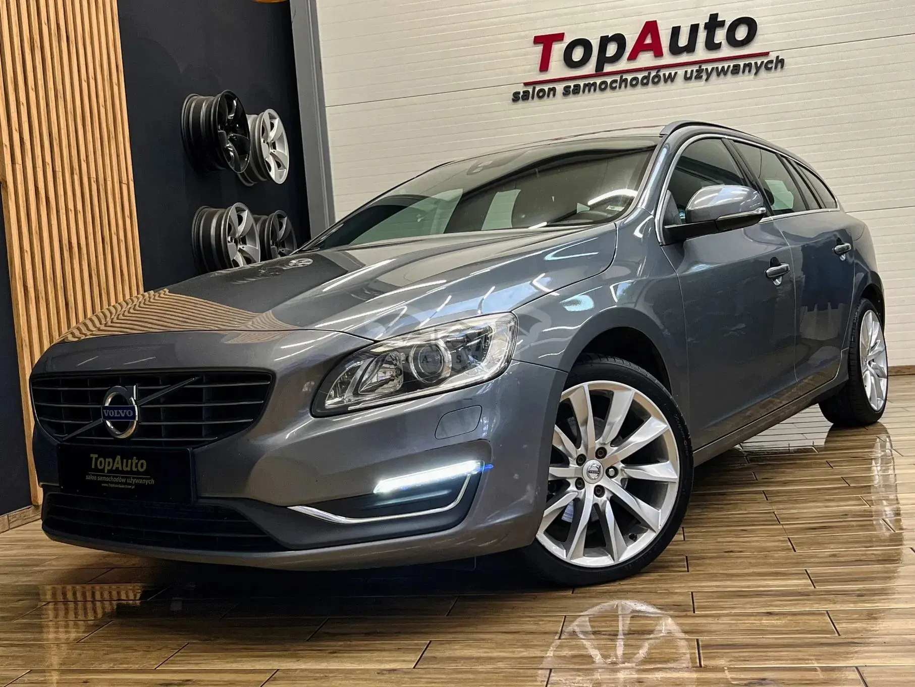 Volvo V60 I D4 Drive-E Momentum 2015