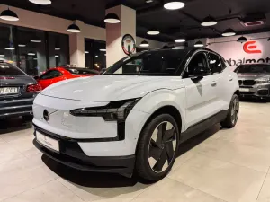Volvo EX30 Twin Motor Performance AWD Plus 2024