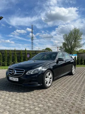 Mercedes-Benz E W212/W207 350 BlueTEC 7G-TRONIC Avantgarde 2013