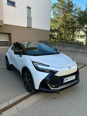Toyota C-HR 1.8 Hybrid Executive 2025
