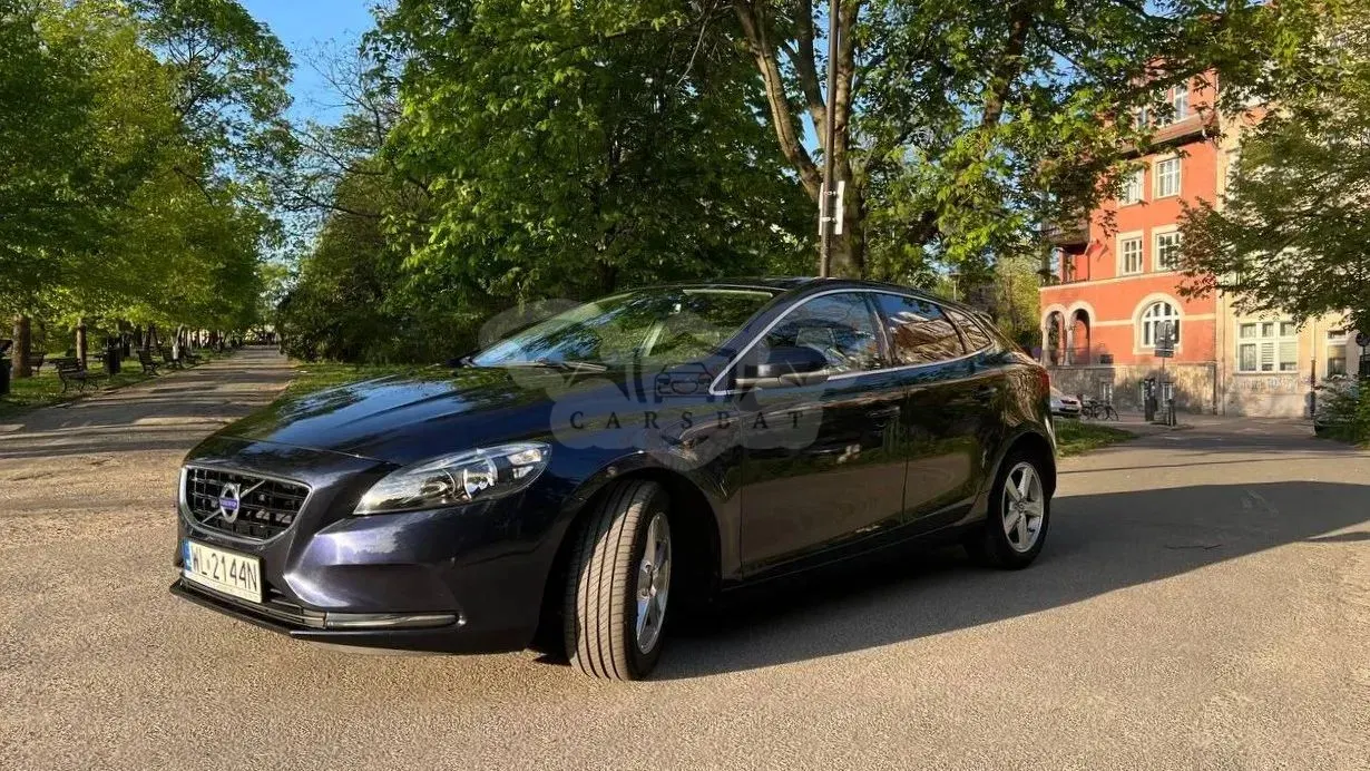 Volvo V40 II D2 Drive-E SCR R-Design Momentum 2015
