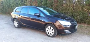 Opel Astra J 1.7 CDTI Sport 2012